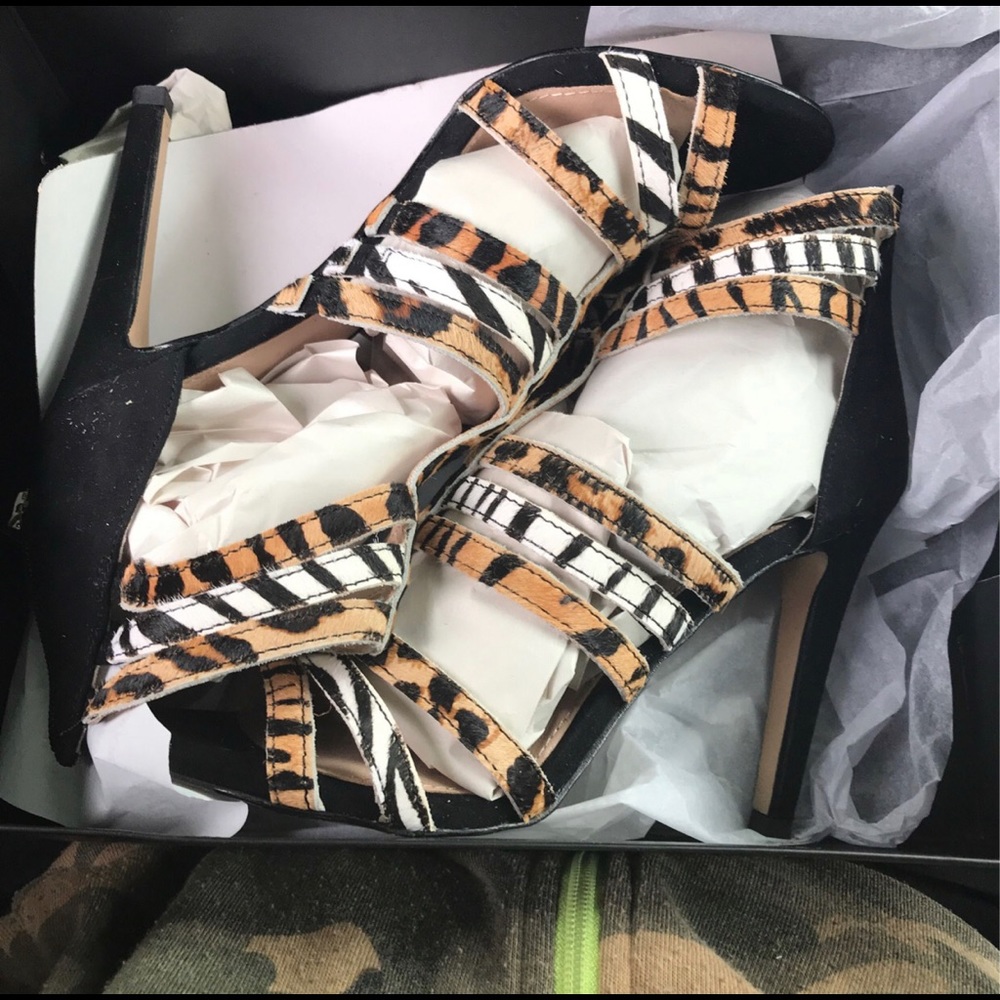 Michael Shannon leopard print heels